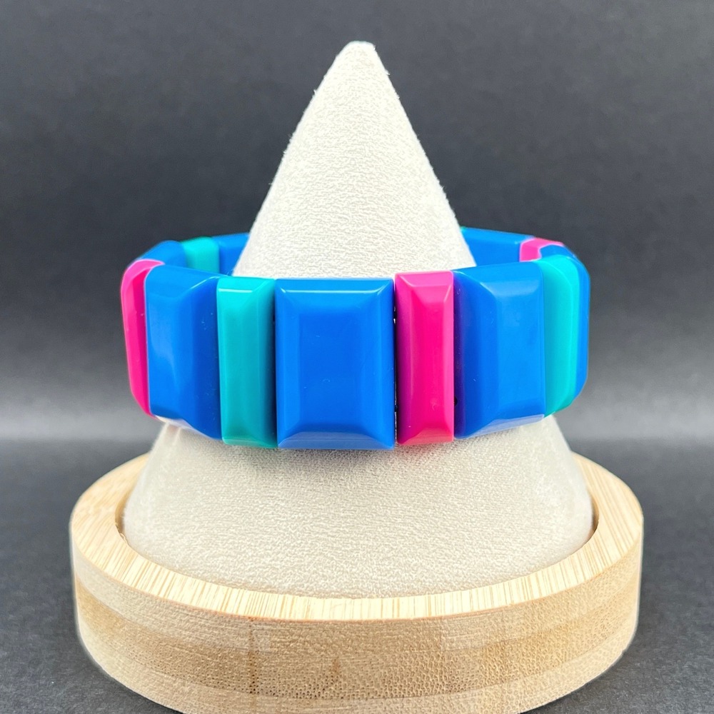 Vintage Avon Bracelet "Color Scheme" Blue‎ Pink Green Lucite Chunky 80s